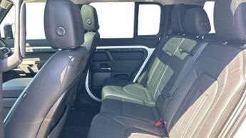 Land Rover Defender S