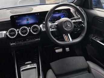 Mercedes-Benz EQB AMG Line Premium
