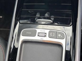 Mercedes-Benz EQB AMG Line Premium