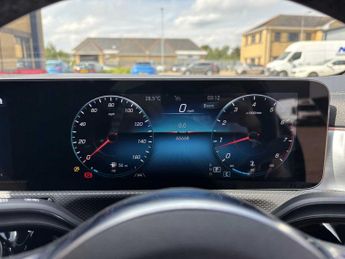 Mercedes-Benz Cla AMG Line