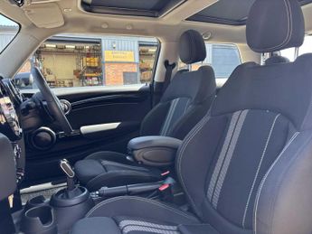 MINI Hatchback Cooper S Classic