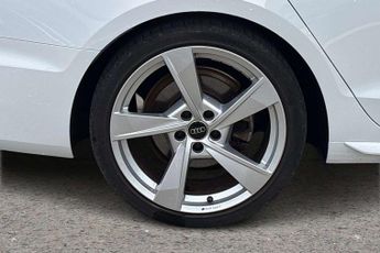 Audi A4 S Line