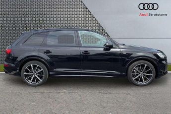 Audi Q7 Black Edition