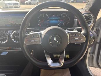 Mercedes-Benz Cla AMG Line