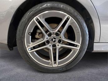 Mercedes-Benz Cla AMG Line