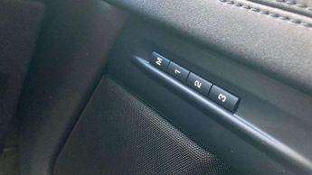 Land Rover Range Rover Evoque R-Dynamic SE