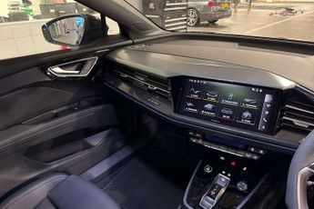 Audi Q4 Black Edition