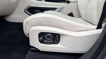 Jaguar F-PACE R-Dynamic HSE Black