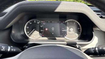 Land Rover Defender X-Dynamic SE