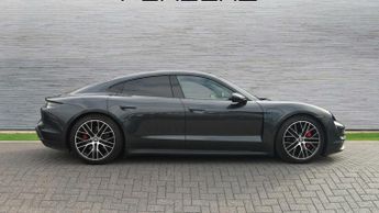 Porsche Taycan 