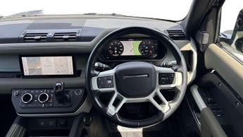 Land Rover Defender X-Dynamic SE
