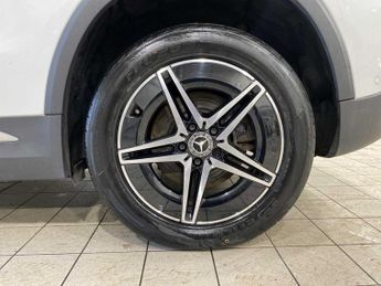 Mercedes-Benz EQA AMG Line