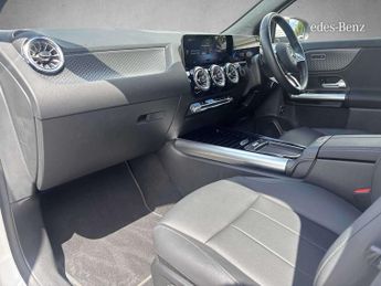 Mercedes-Benz EQA Sport Executive
