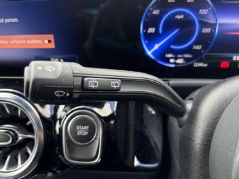 Mercedes-Benz EQA Sport Executive