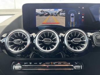 Mercedes-Benz EQA Sport Executive