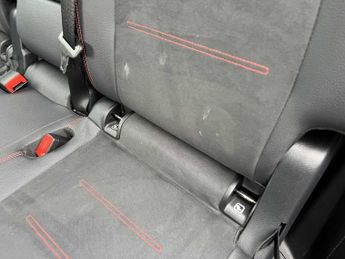 Mercedes-Benz EQB AMG Line Premium