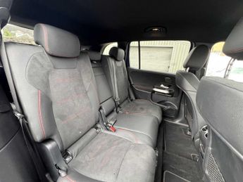 Mercedes-Benz EQB AMG Line Premium