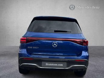 Mercedes-Benz EQB AMG Line Premium