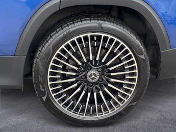 Mercedes-Benz EQB AMG Line Premium