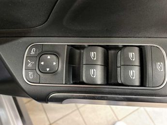 Mercedes-Benz EQB Urban Edition