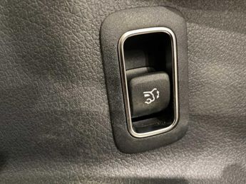 Mercedes-Benz EQB Urban Edition
