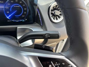 Mercedes-Benz EQB Sport Executive