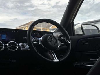 Mercedes-Benz EQB Sport Executive