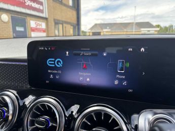 Mercedes-Benz EQB Sport Executive