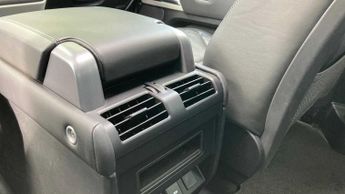 Land Rover Defender X-Dynamic HSE