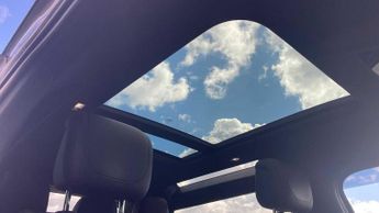 Land Rover Defender X-Dynamic HSE