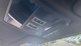 Land Rover Defender X-Dynamic HSE