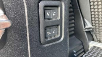 Land Rover Defender X-Dynamic HSE