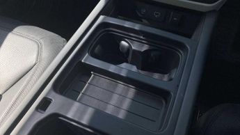 Land Rover Defender X-Dynamic HSE