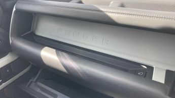 Land Rover Defender X-Dynamic HSE