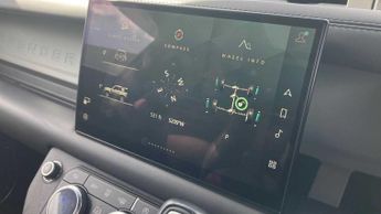 Land Rover Defender X-Dynamic HSE