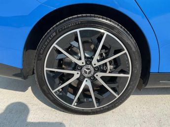 Mercedes-Benz Cla AMG Line Premium Edition