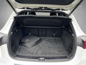 Mercedes-Benz EQA Sport Executive