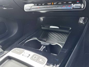 Mercedes-Benz EQB Urban Edition