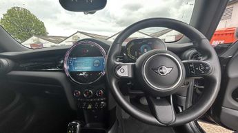 MINI Hatchback Cooper S Level 2