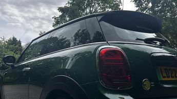 MINI Hatchback Cooper S Level 2
