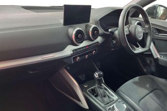 Audi Q2 SQ2 Black Edition