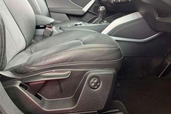 Audi Q2 SQ2 Black Edition