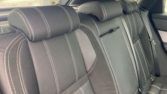 Land Rover Range Rover Velar R-Dynamic S