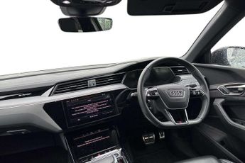 Audi Q8 Black Edition