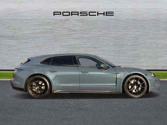 Porsche Taycan 