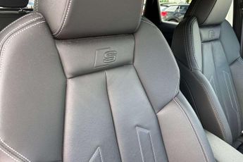 Audi Q4 S Line