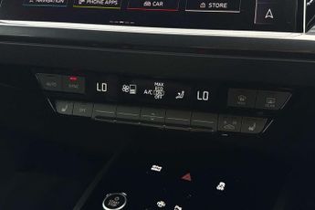 Audi Q4 Black Edition