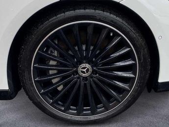 Mercedes-Benz EQE AMG Line Night Edition