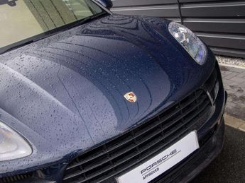 Porsche Macan Estate 