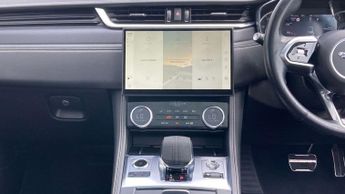 Jaguar F-PACE R-Dynamic Black